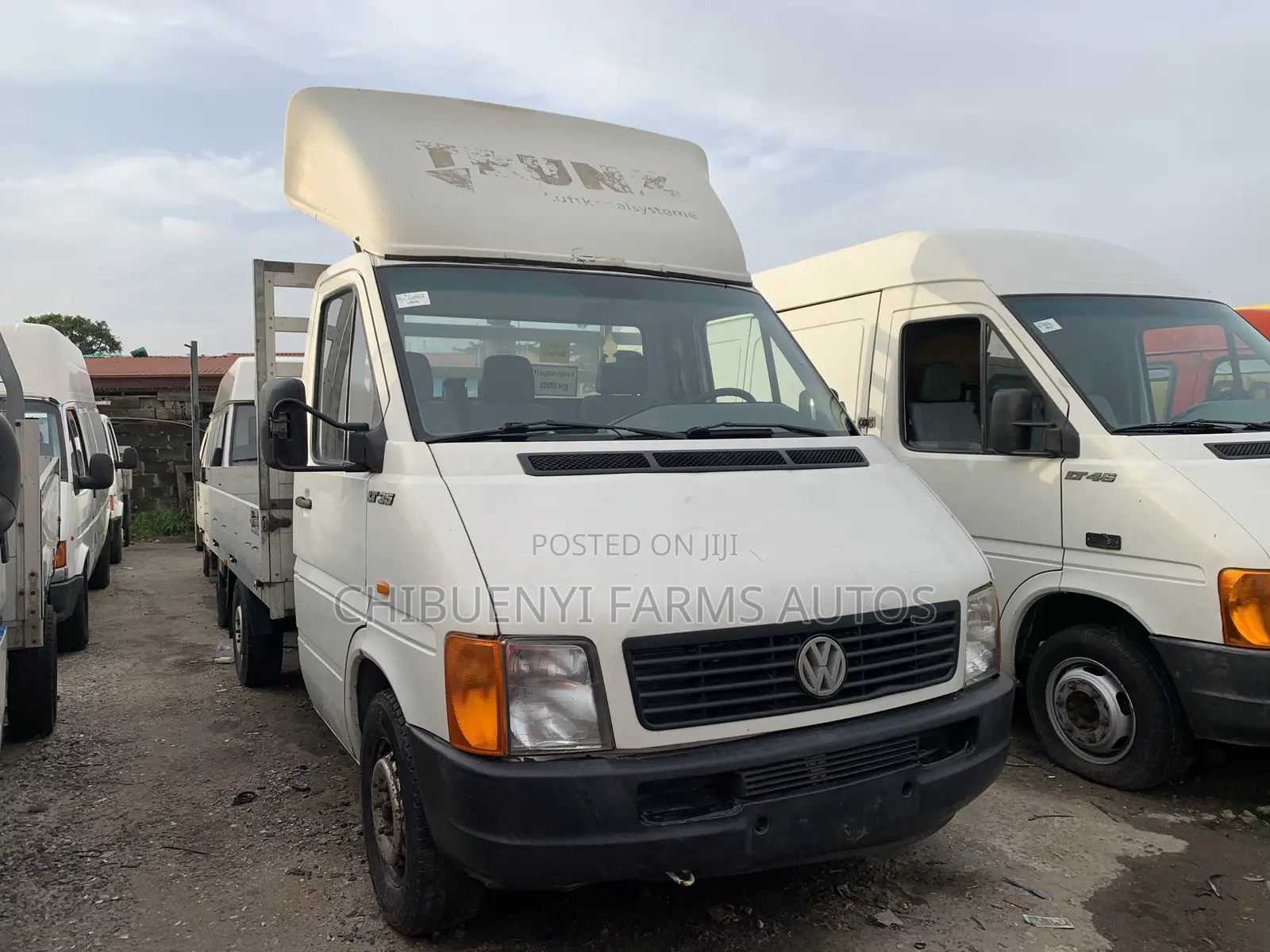 Volkswagen LT-35 Pickup- 4 Tyres