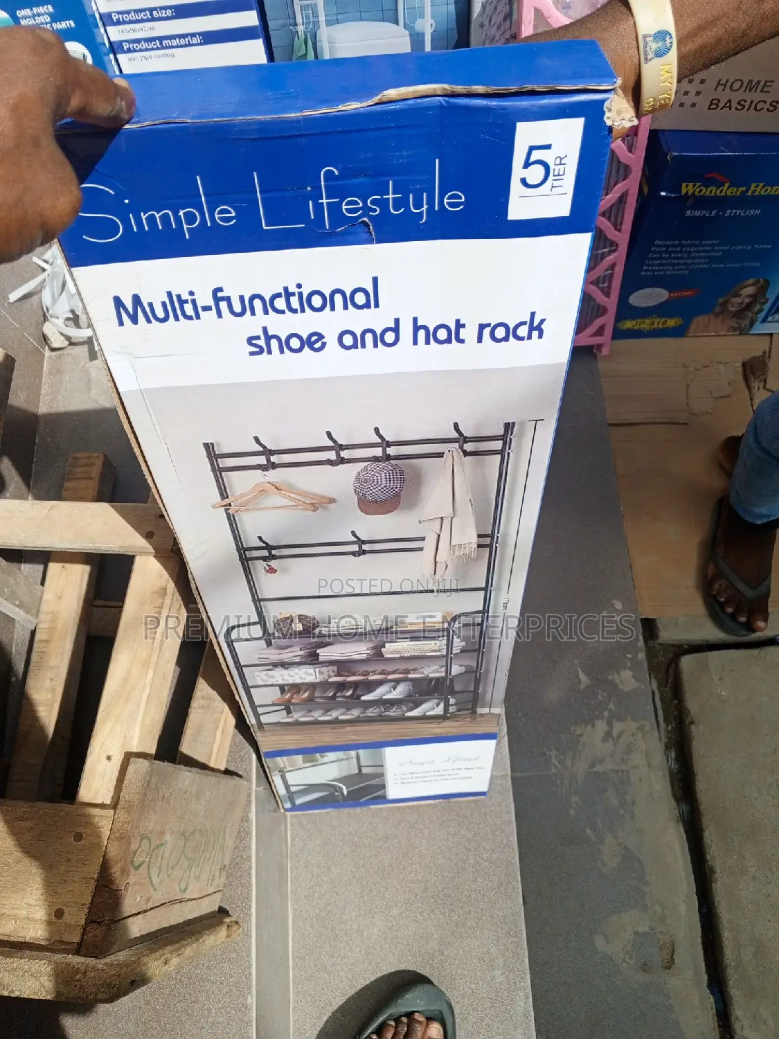 Simple Lifestyle Multifunctional Shoe and Hat Rack