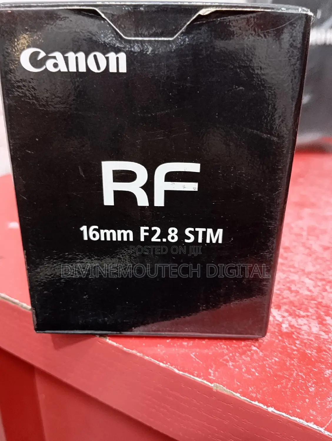 Canon RF Lens 16mm Apature 2.8 STM