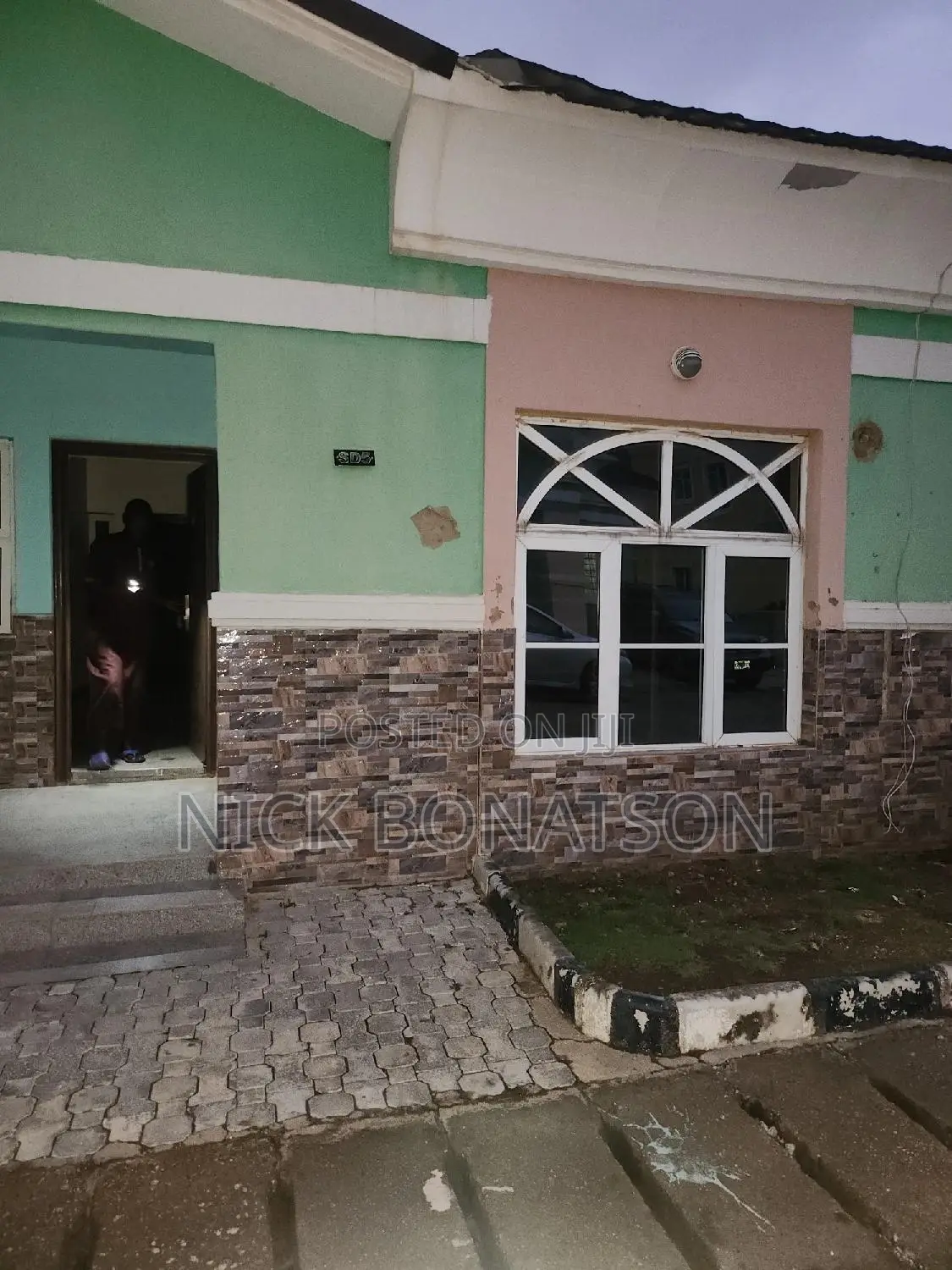 3bdrm Bungalow in Fo1 Kubwa for rent