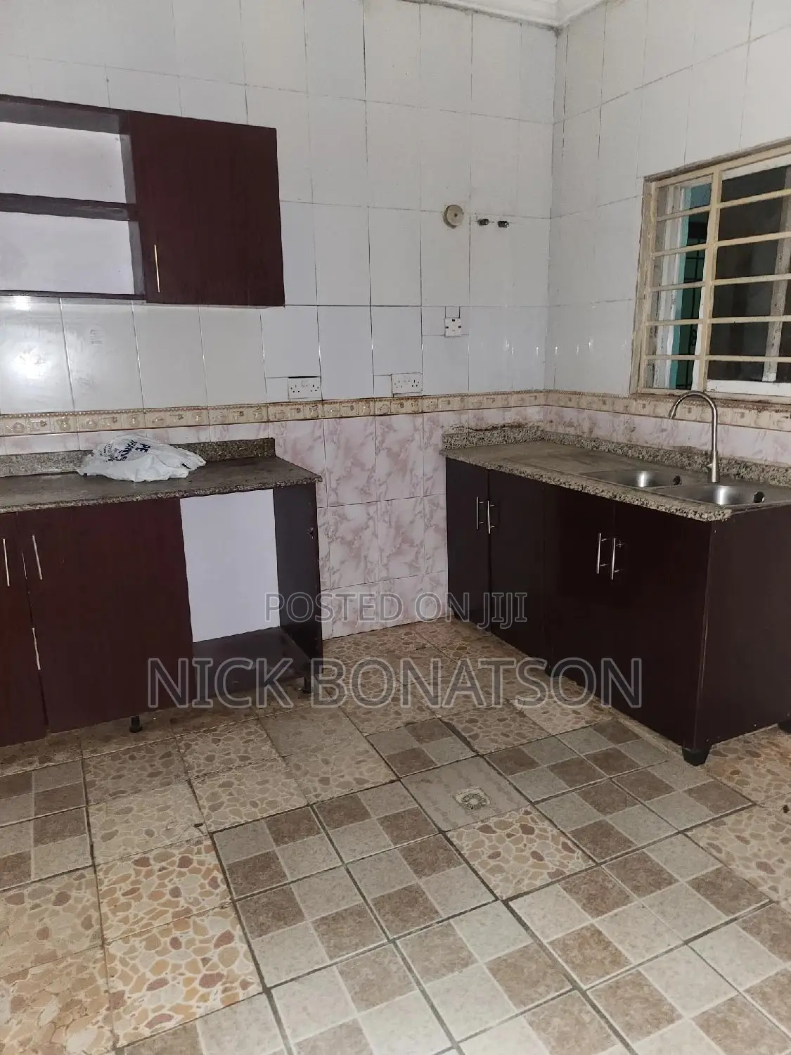 3bdrm Bungalow in Fo1 Kubwa for rent