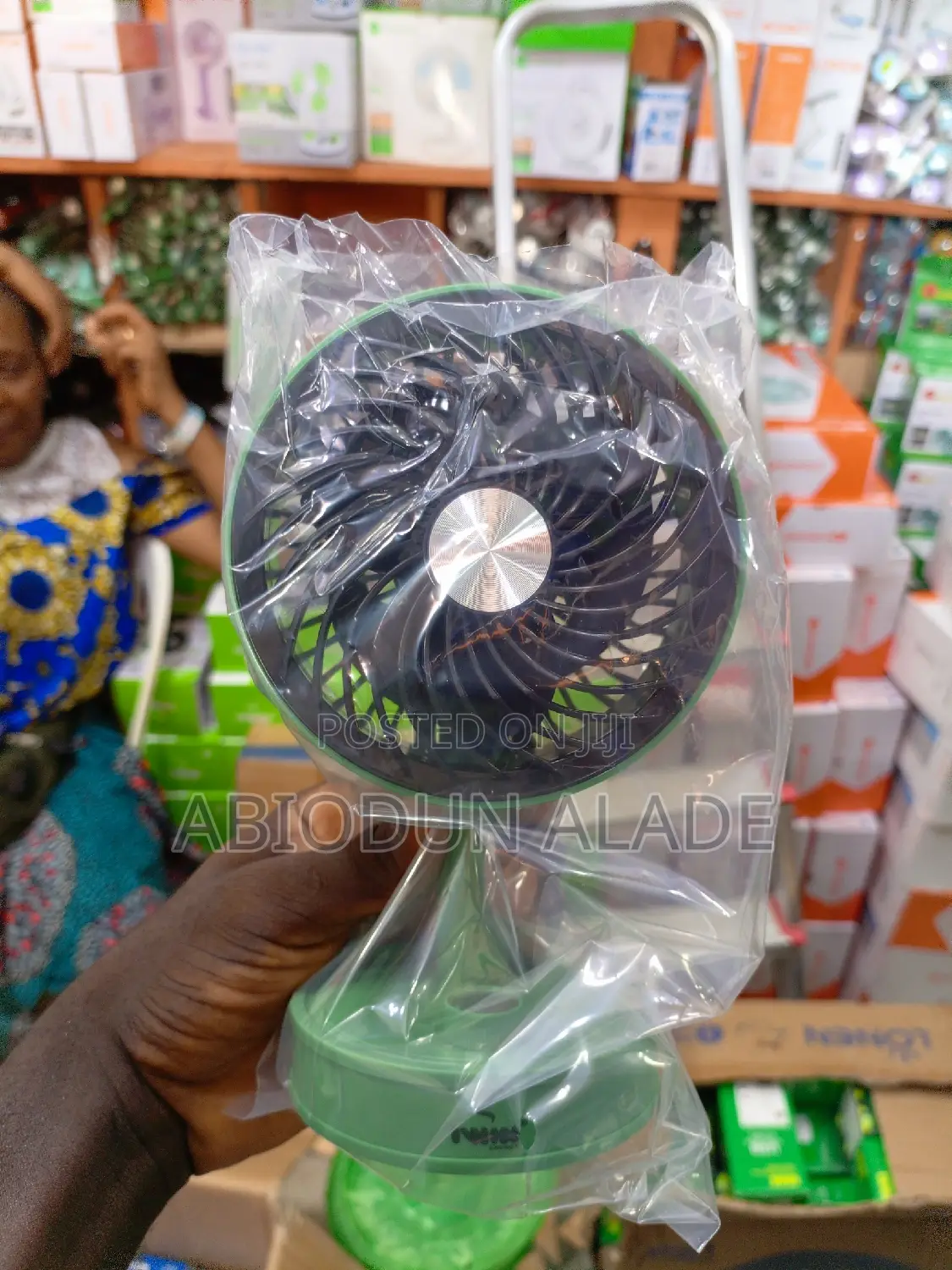 Best Quality Iwin 5 Inches Rechargeable Fan