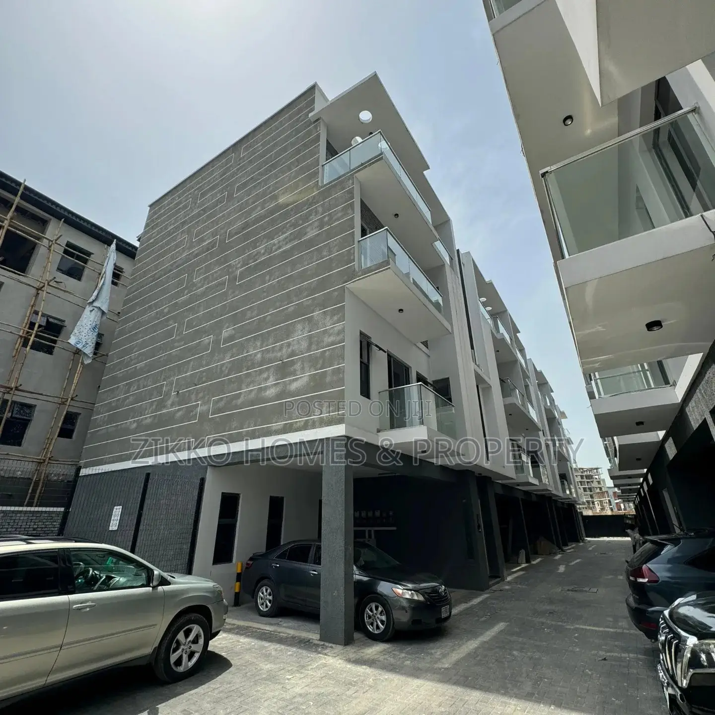 2bdrm Apartment in Lekki for sale