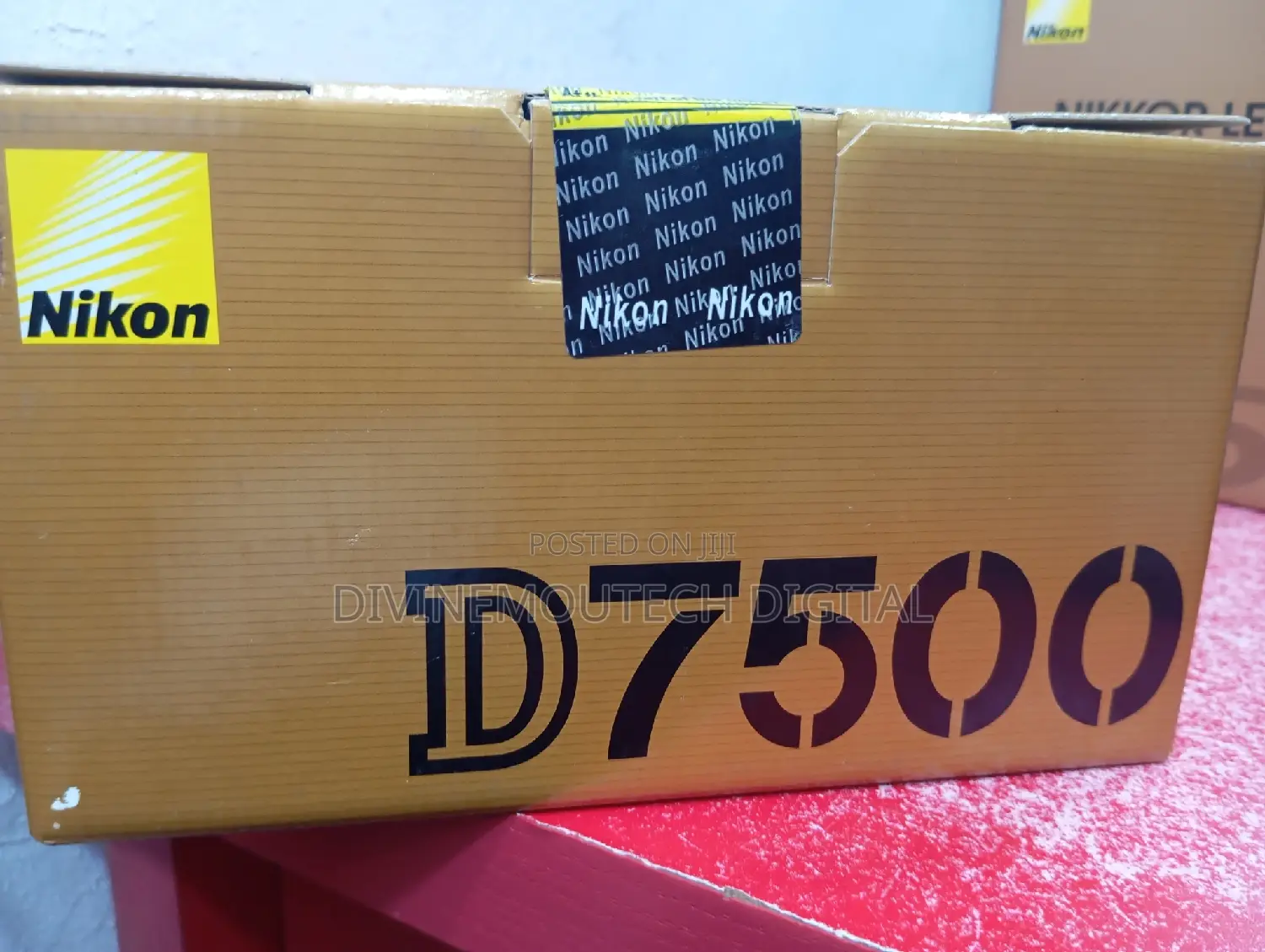 Nikon D7500 With 18-140mm Lens Brand New for Sale in Alaba
