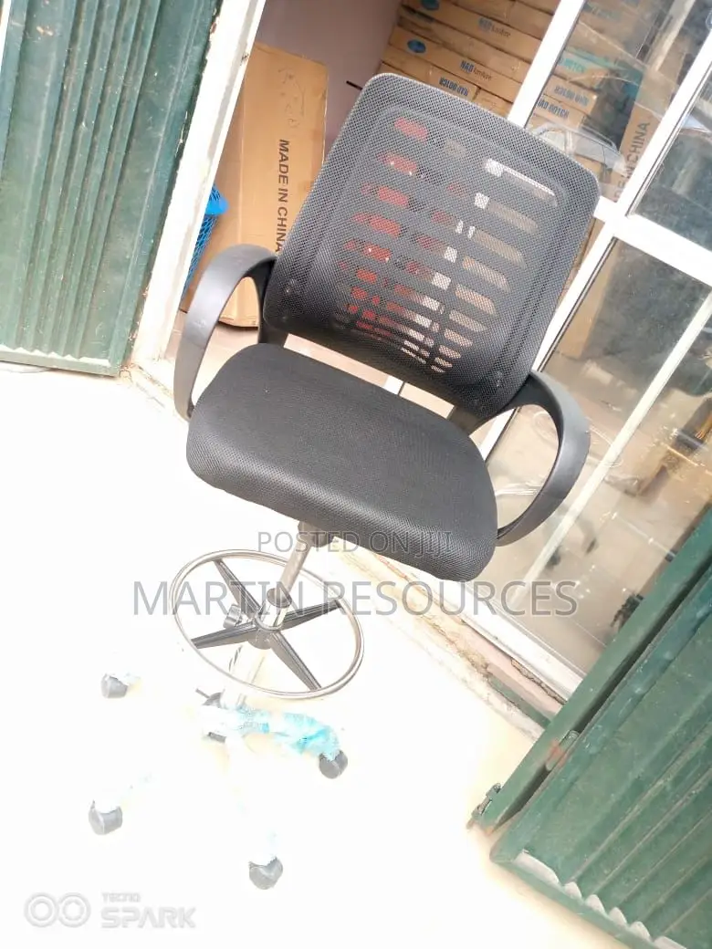 Cashier's Chair
