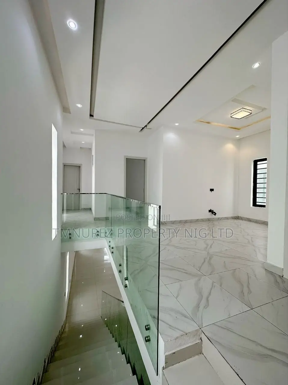 5bdrm Duplex in Chevron, Lekki for sale