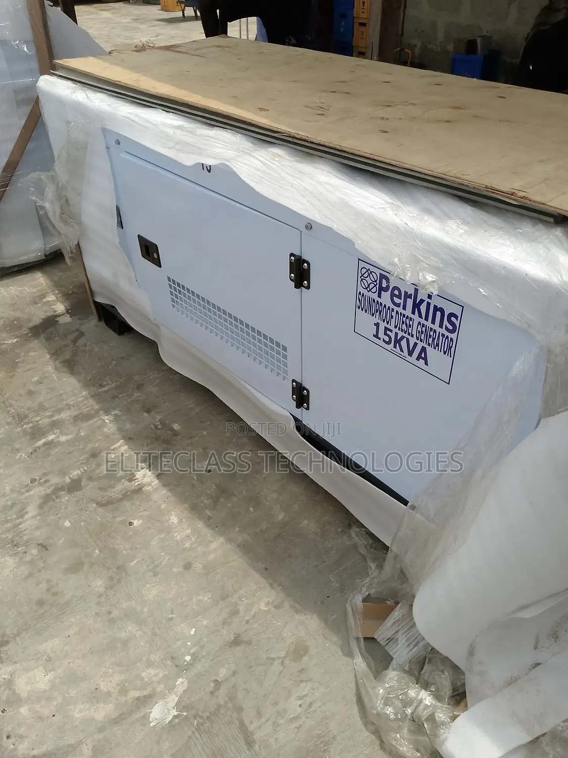 15 Kva Perkins Silent Diesel Generator.