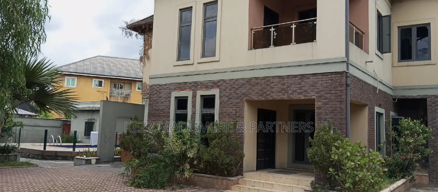 4bdrm Duplex in Rukpakurushi , for sale