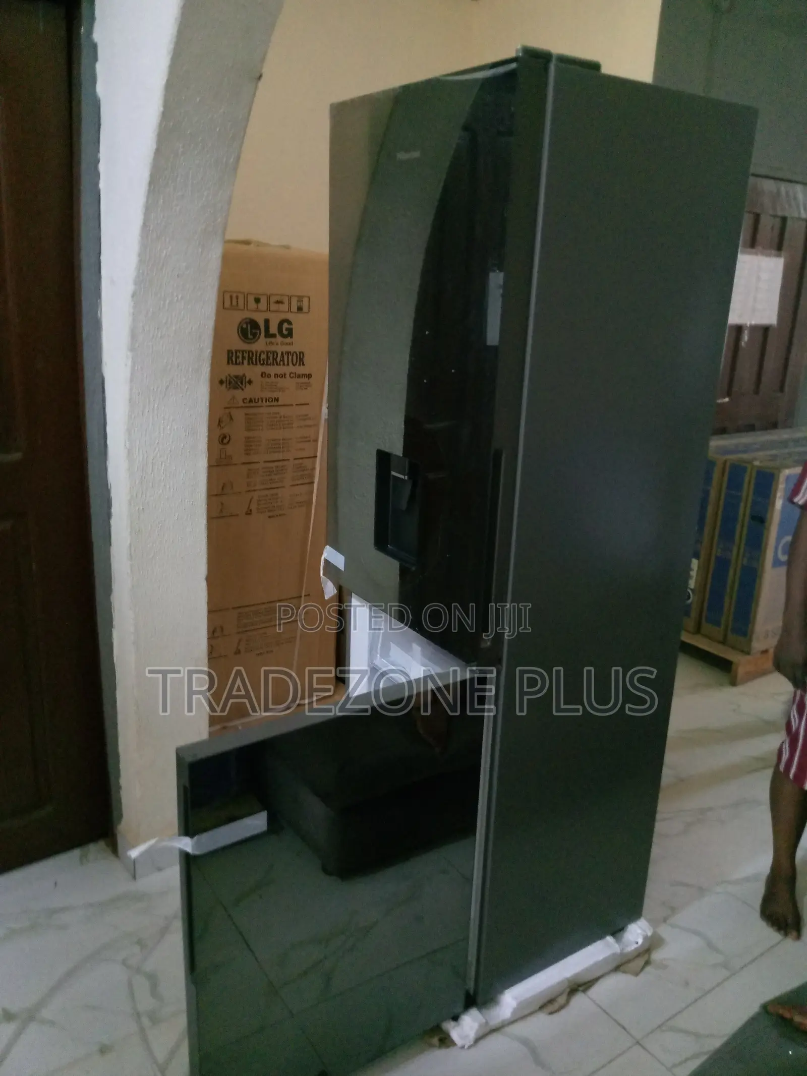 Brand New Ref308re Hisense Bottom Freezer Refrigerator