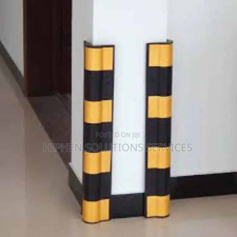 Yellow And Black 10mm Reflective Rubber Corner Guard