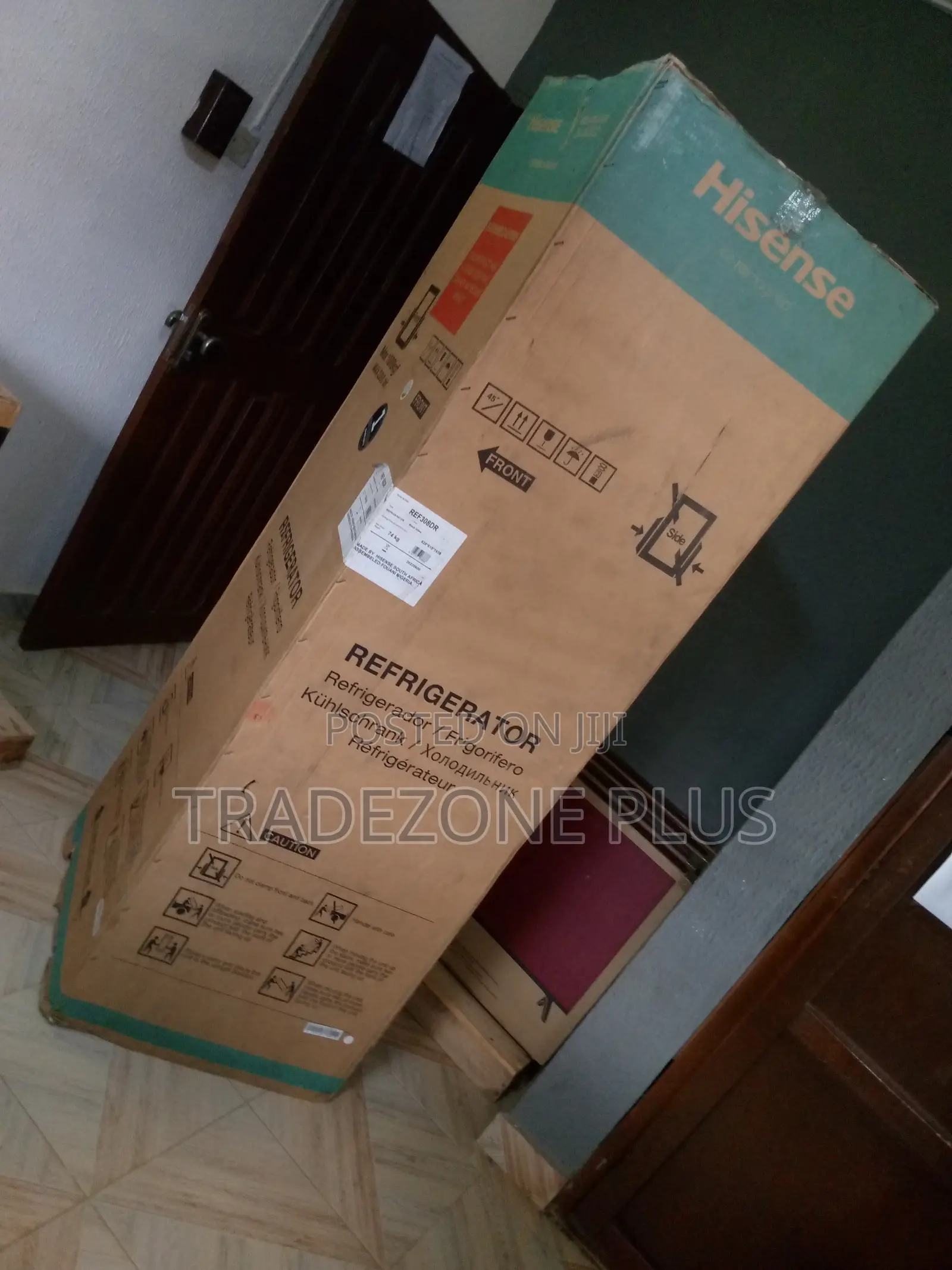 Affordable Bottom Freezer Hisense 305L