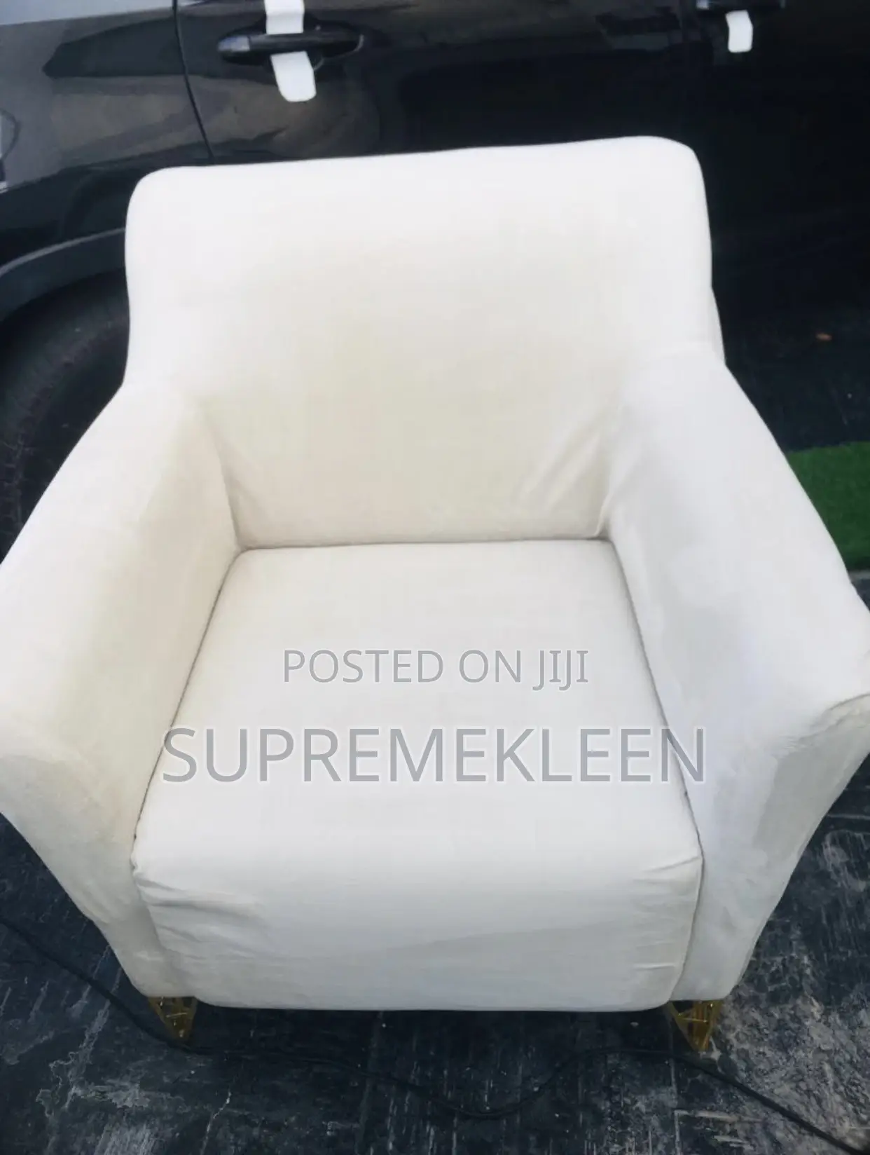 Send a Dm for Upholstery Cleaning Service