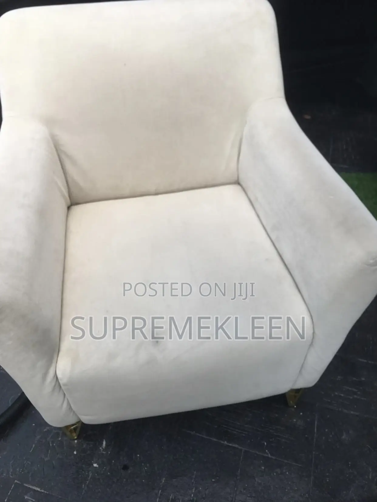 Send a Dm for Upholstery Cleaning Service