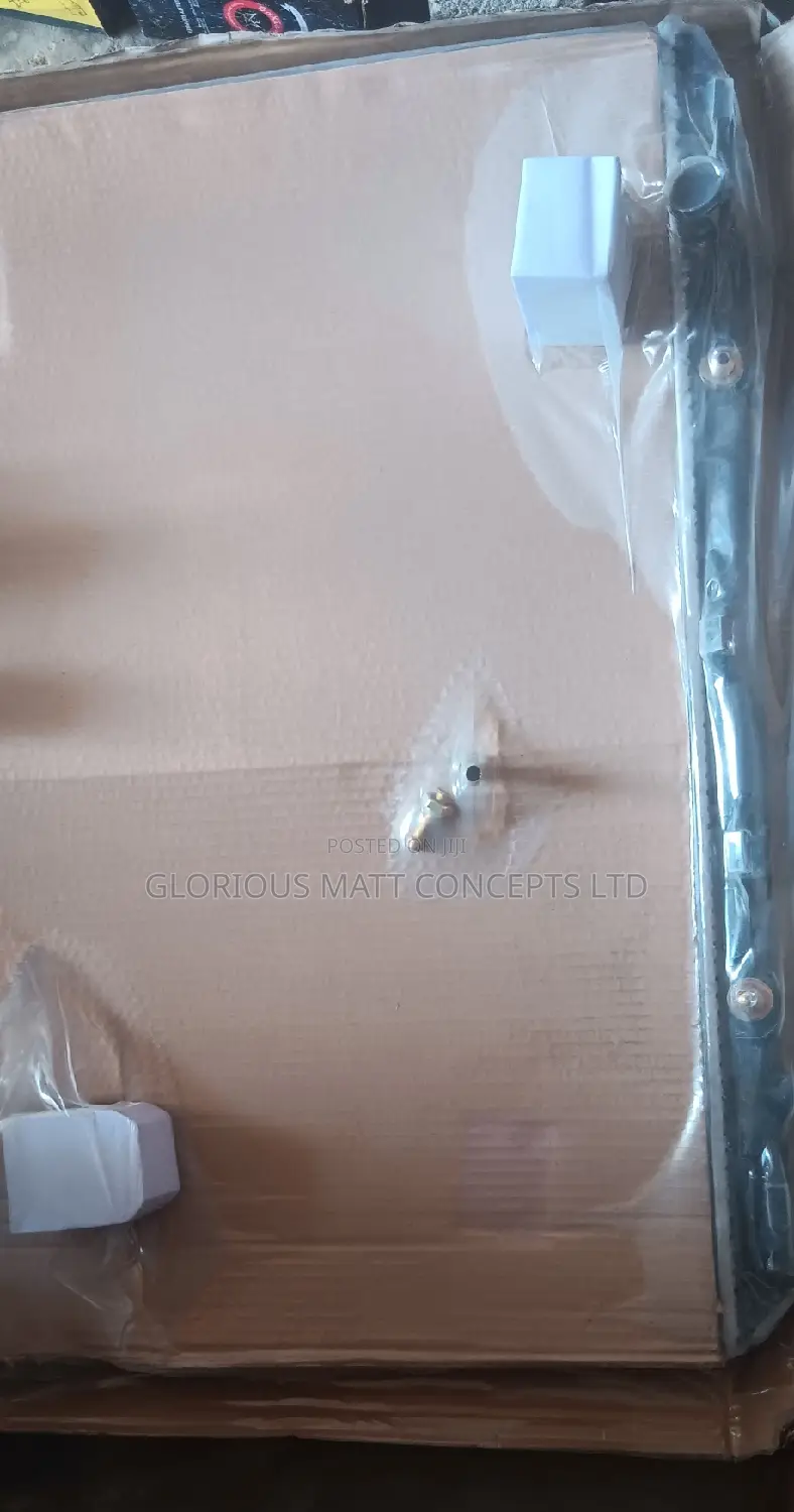 2005 Sienna Radiator