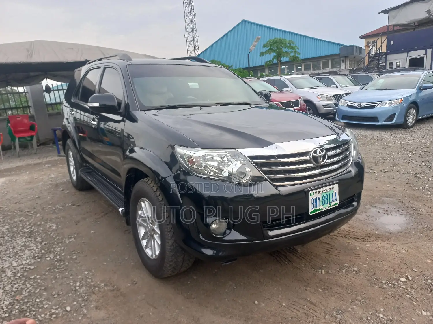 Toyota Fortuner 2.7 AWD 2012 Black