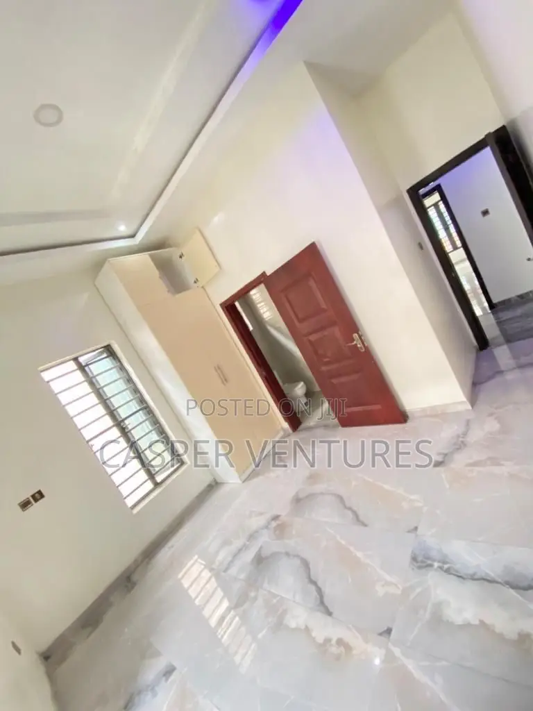 1bdrm Shared Apartment in Chevron for rent