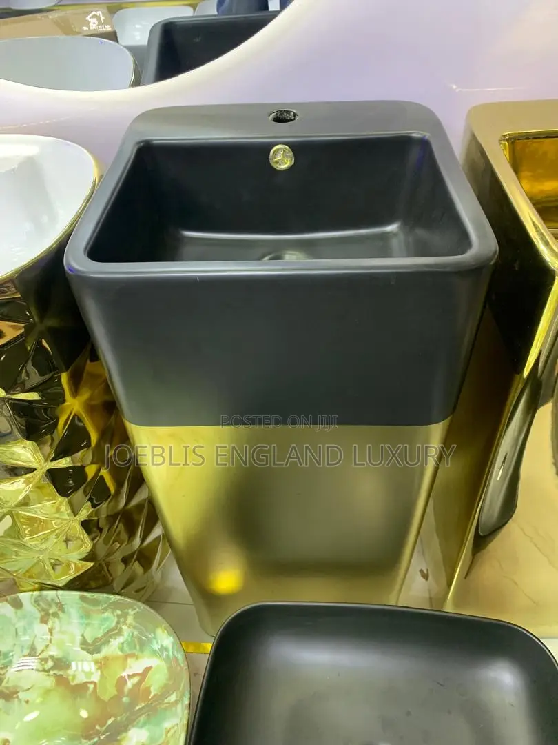 Square Black and Gold Wash Hand Basin