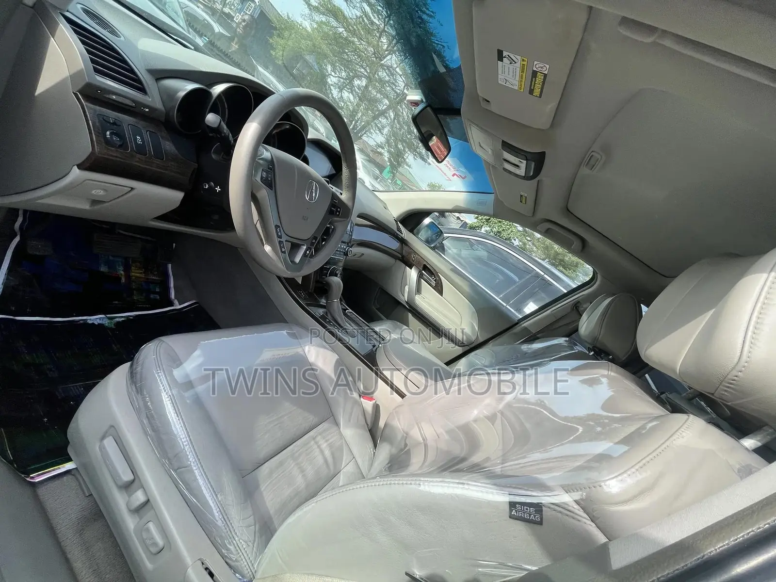 Acura MDX SUV 4dr AWD (3.7L 6cyl 6A) 2013 Silver