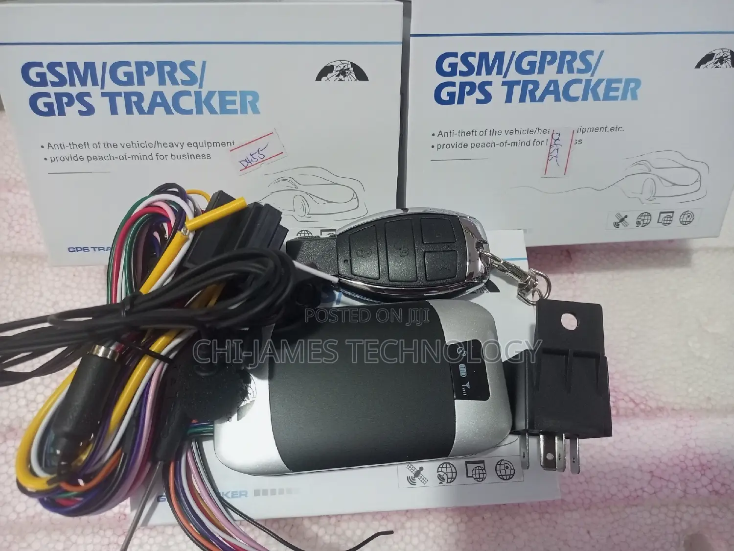 GSM/GPRS/GPS Tracker
