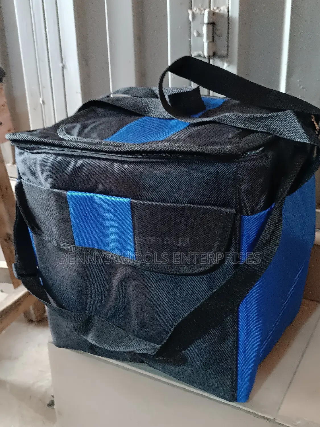 Very Big Lunch, Cooler and Warmer Bag