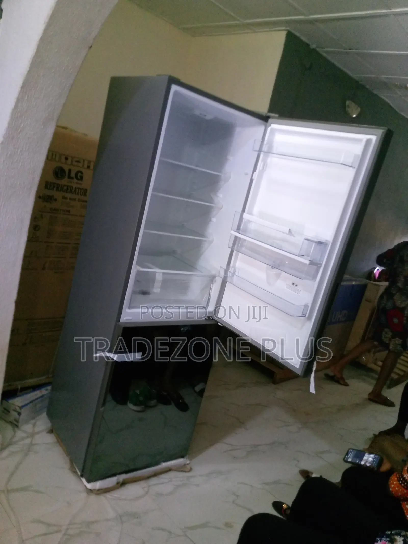 Energy Saver Hisense 308dr Bottom Freezer Refrigerator