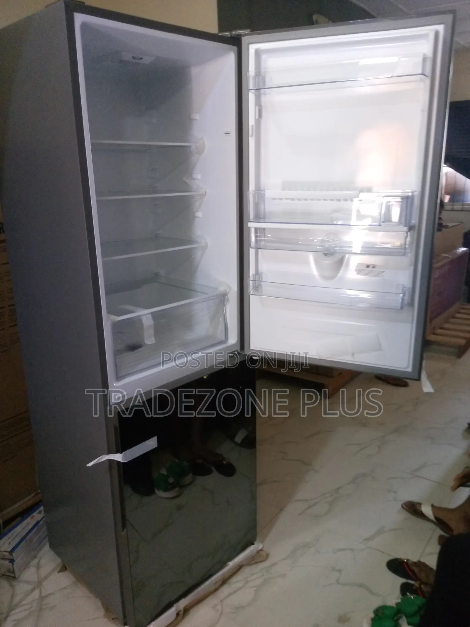Energy Saving Hisense Double Door Bottom Freezer Refrigerato