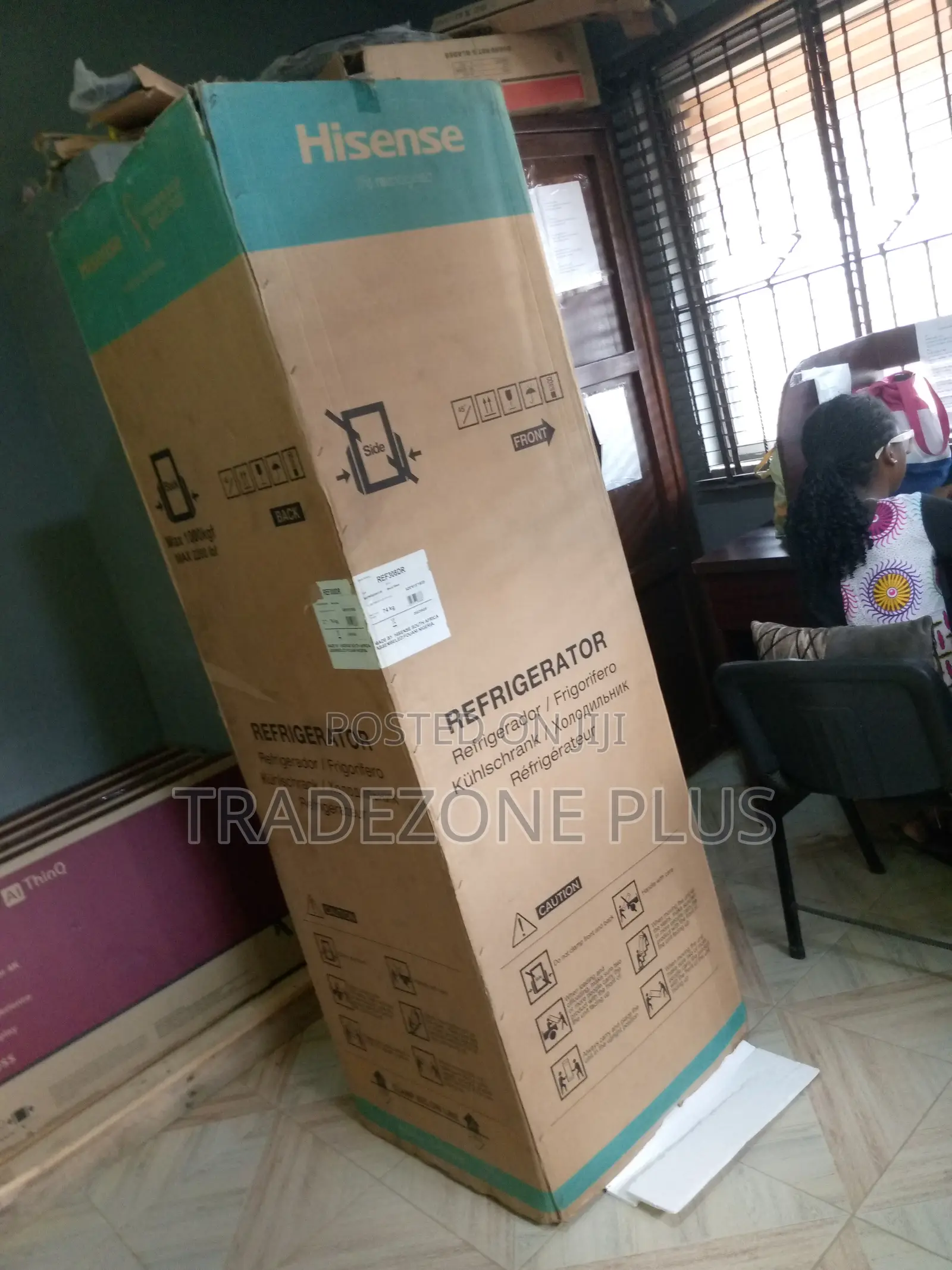 Fast Cooling Hisense Bottom Freezer 305L Refrigerator