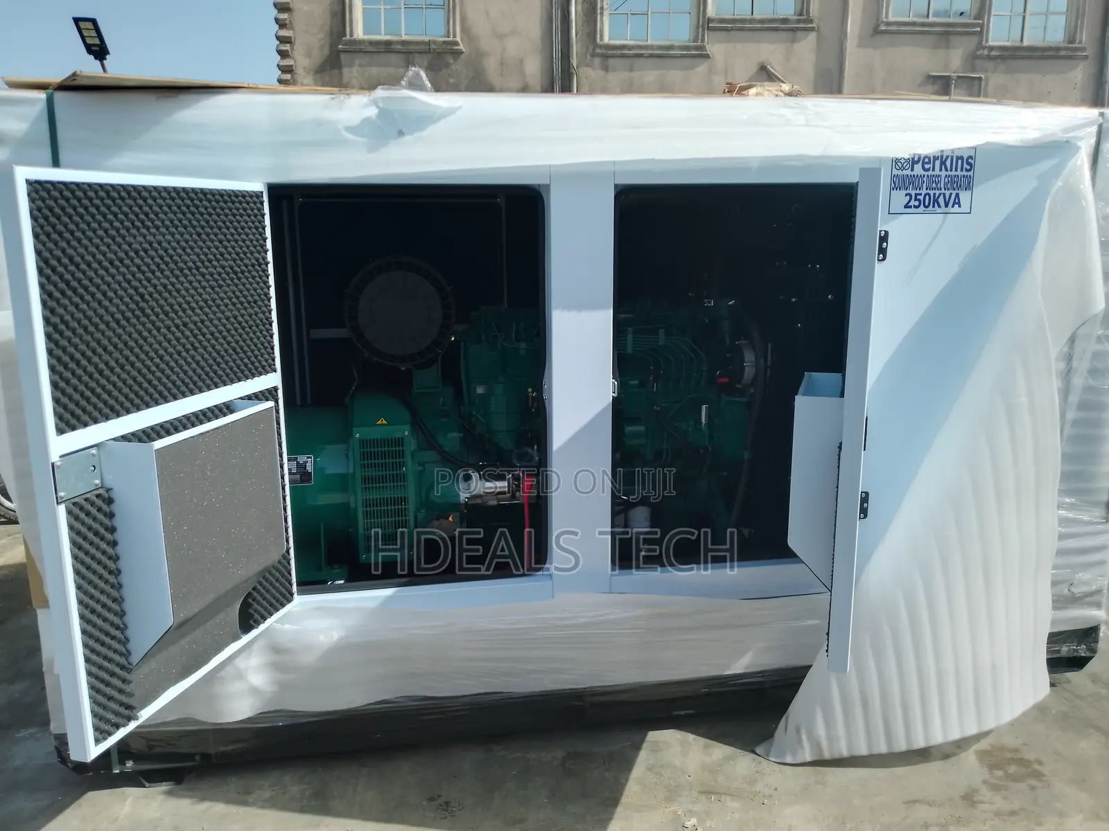 Perkins 250kva Soundproof Diesel Generator