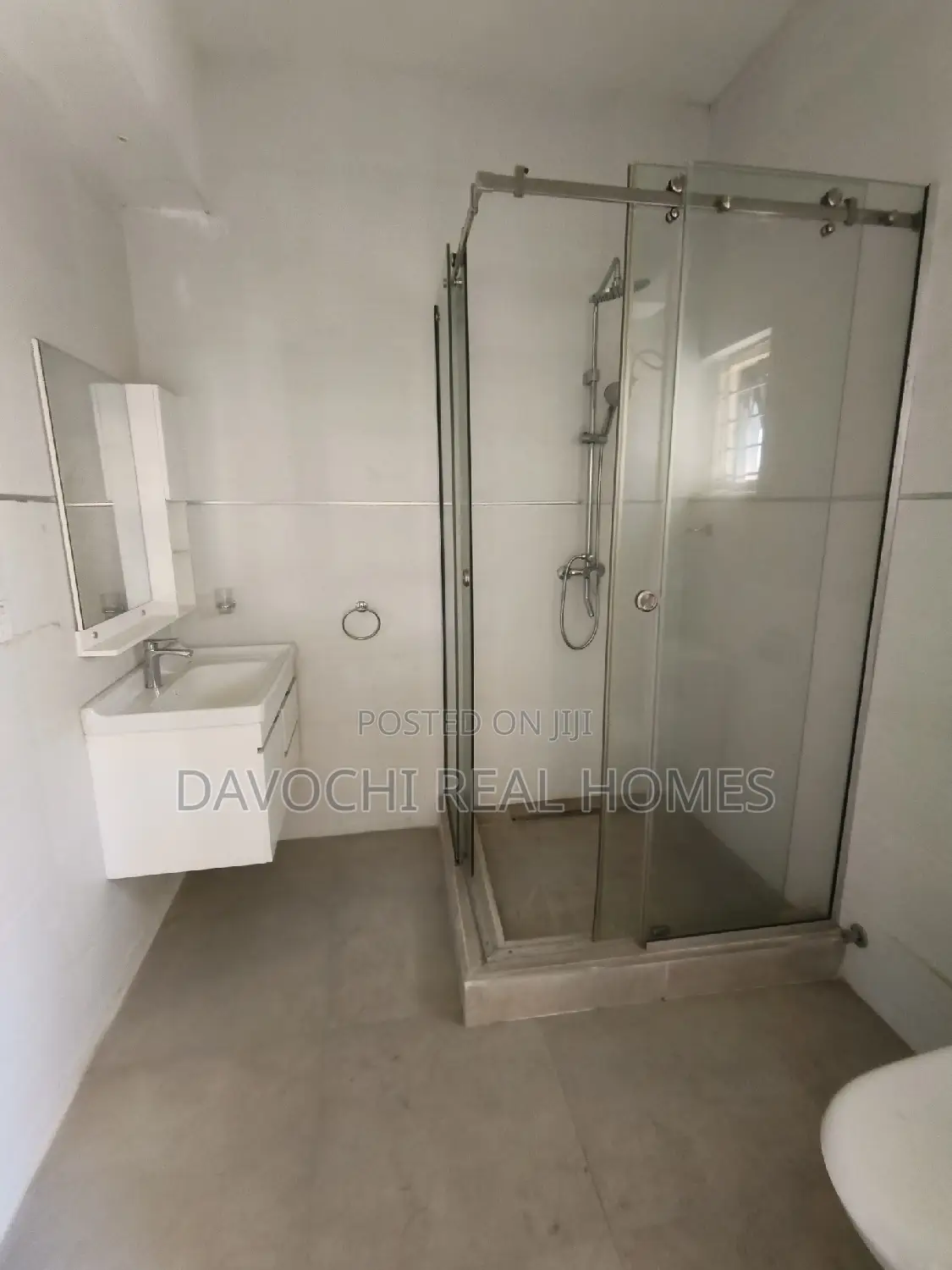 4bdrm Duplex in Chevron, Lekki for rent
