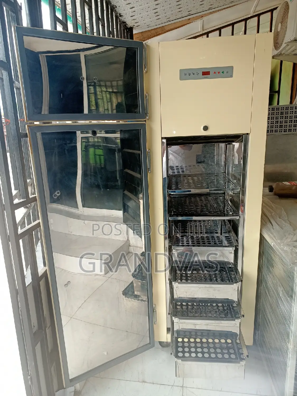 Industrial Freezer- Upright