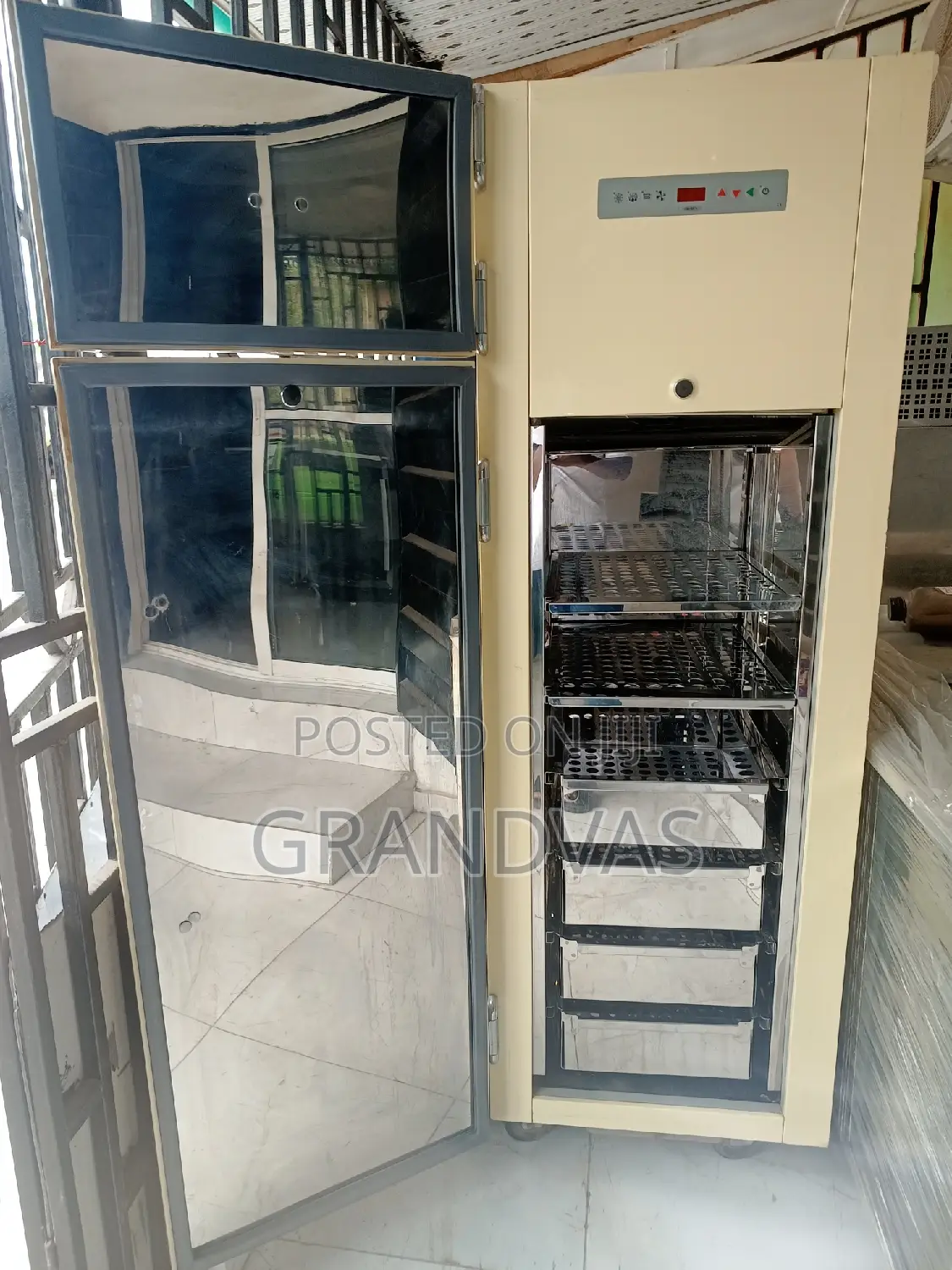 Industrial Freezer- Upright