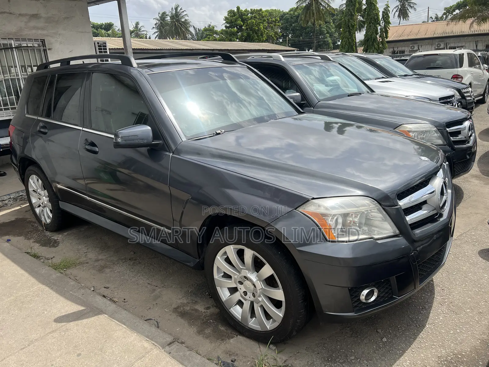 Mercedes-Benz GLK-Class 2010 Gray