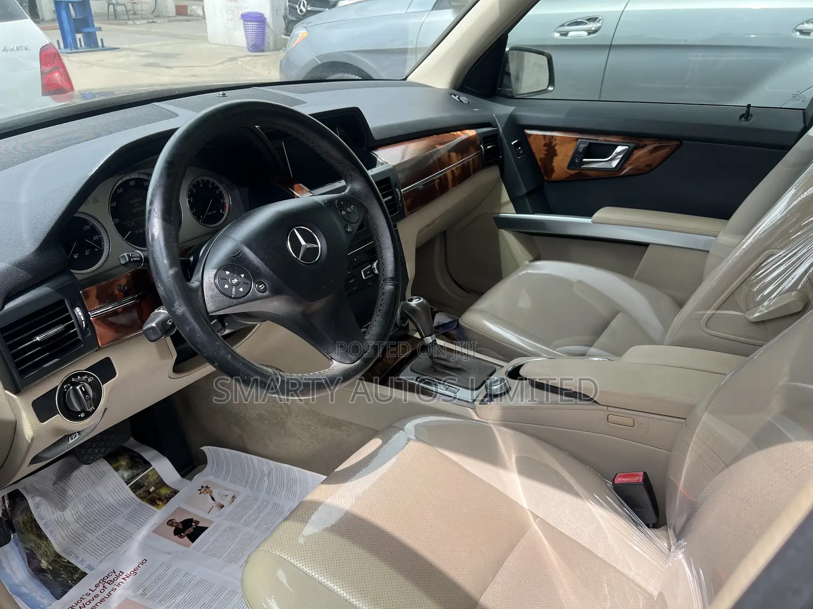 Mercedes-Benz GLK-Class 2010 Gray