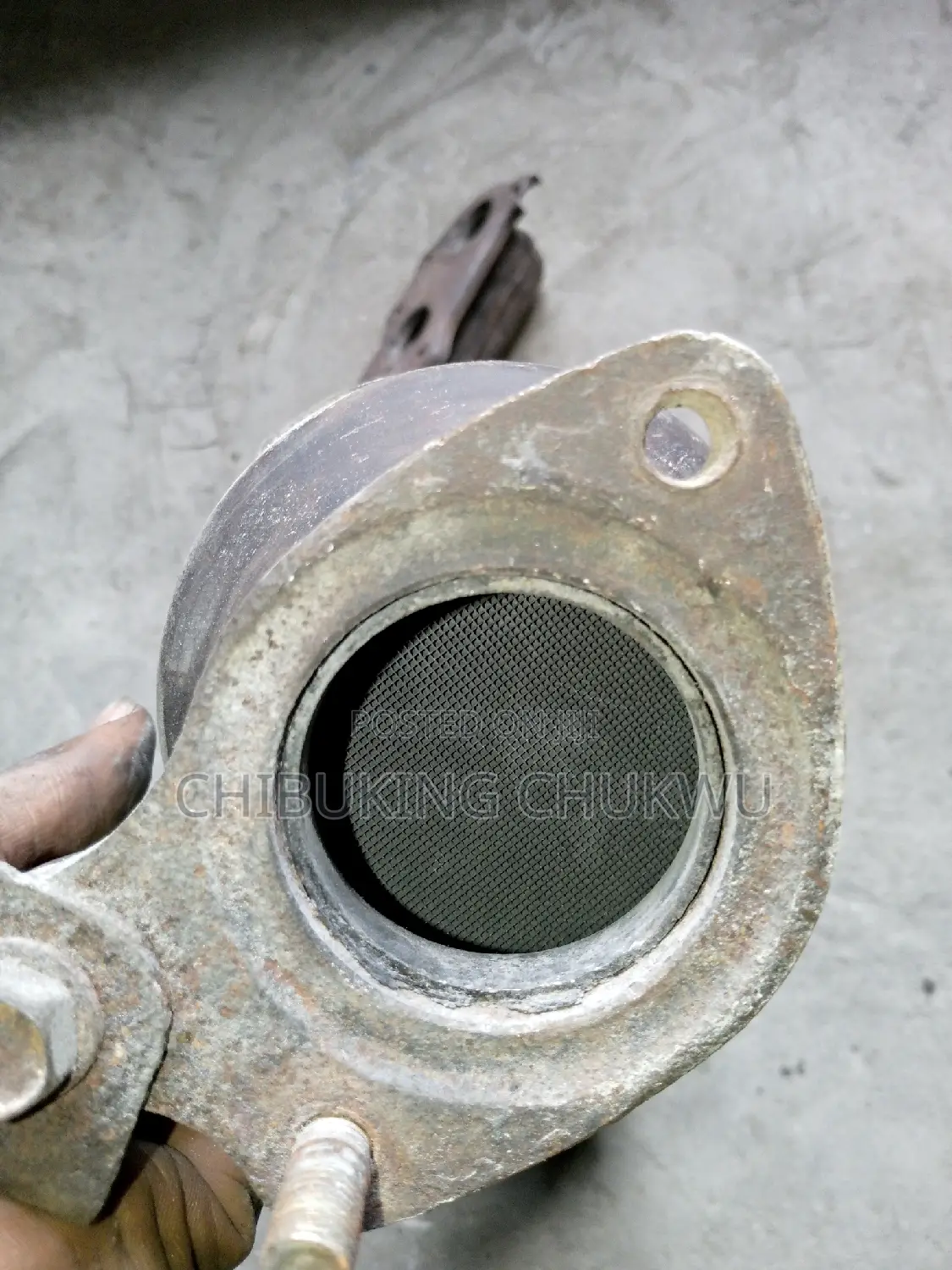 Toyota 4runner 05-06 Complete Catalytic Exhaust Pots.