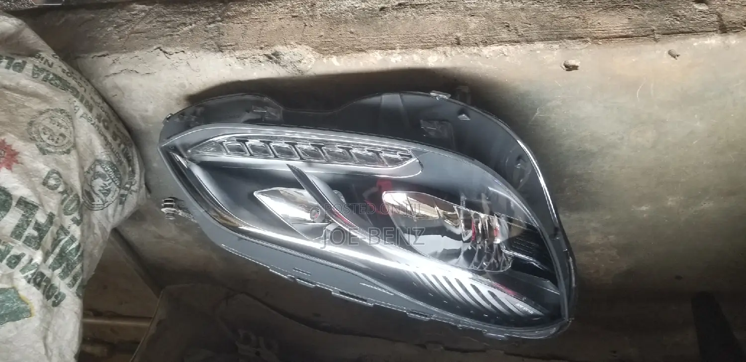 E350 2014 Right Side Europe Headlight