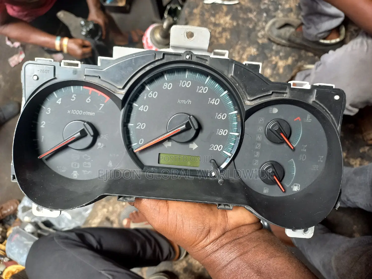 Speed Clock Toyota Fortuner 2010 2012