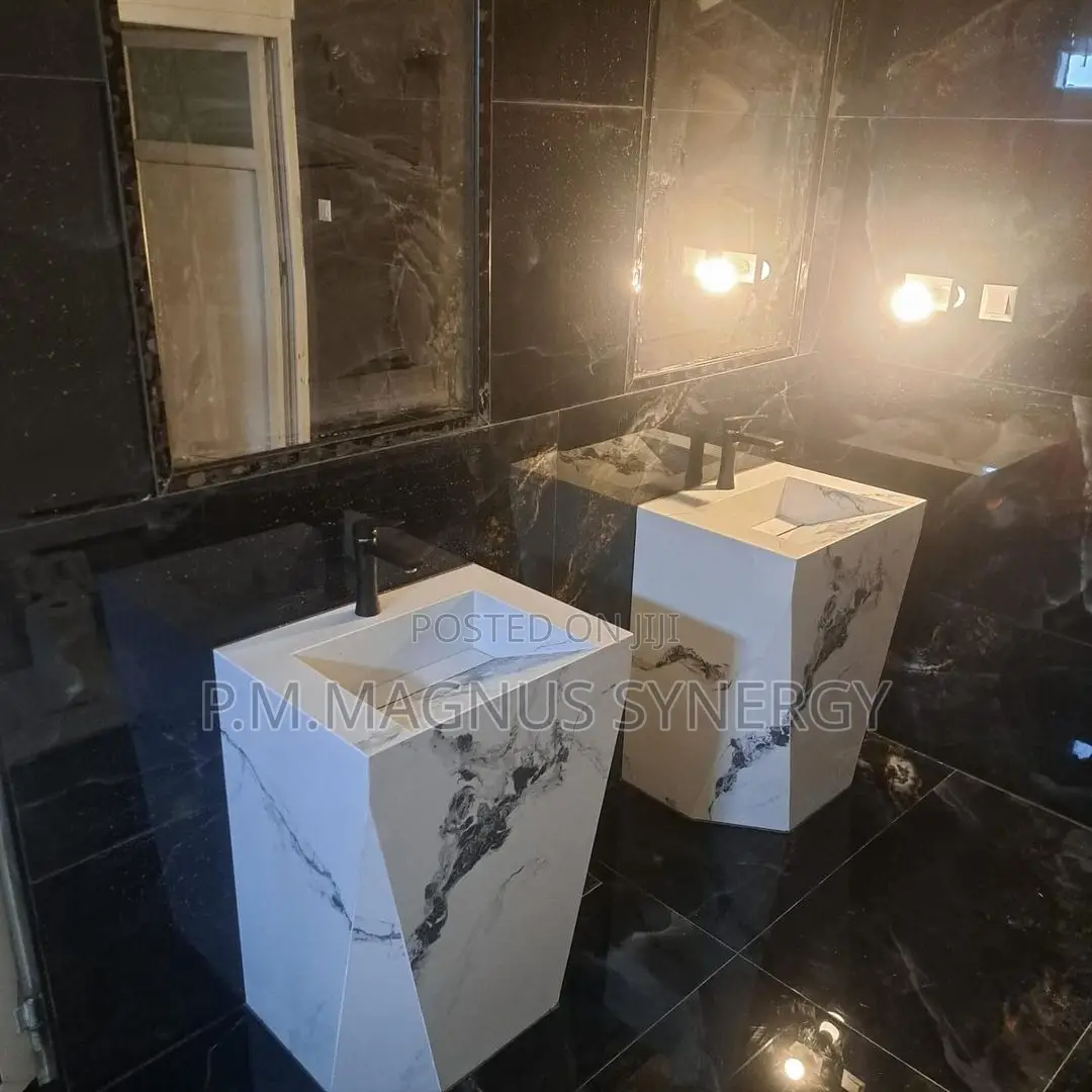 England Standard Marble Standing Basin.