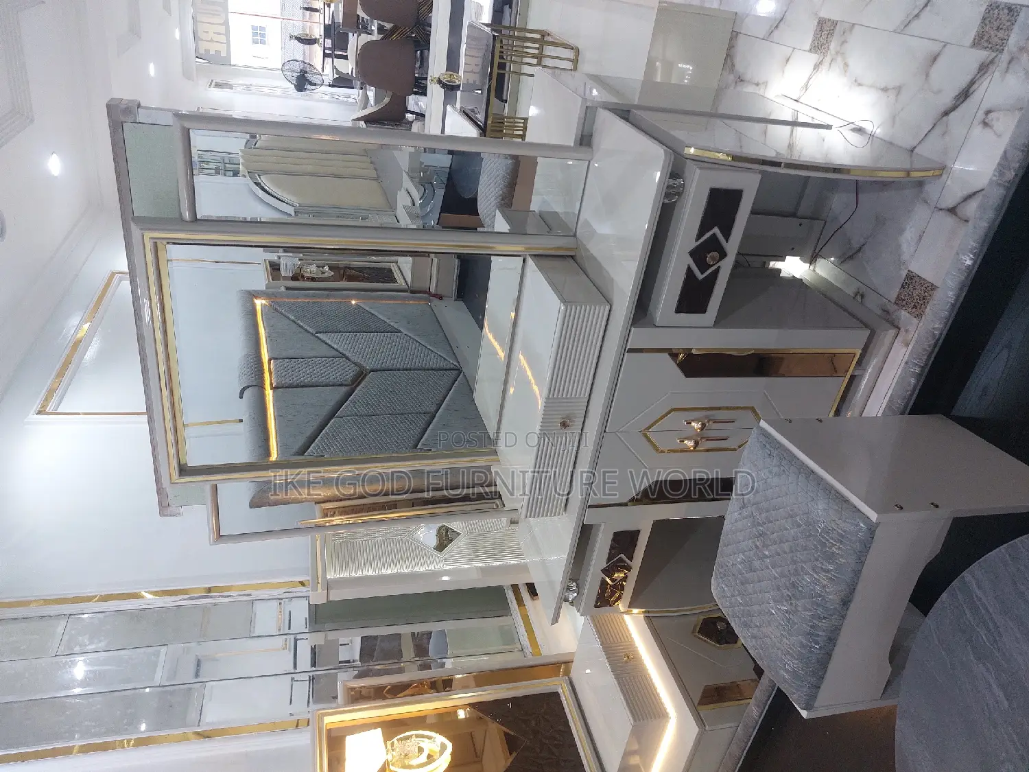 6by7 Imported Turkish Family Bed With Dressing Mirror