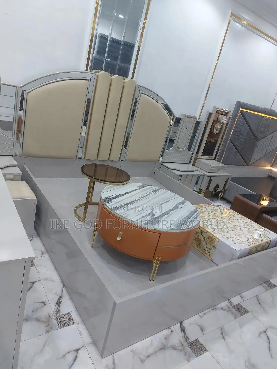 6by7 Imported Turkish Family Bed With Dressing Mirror
