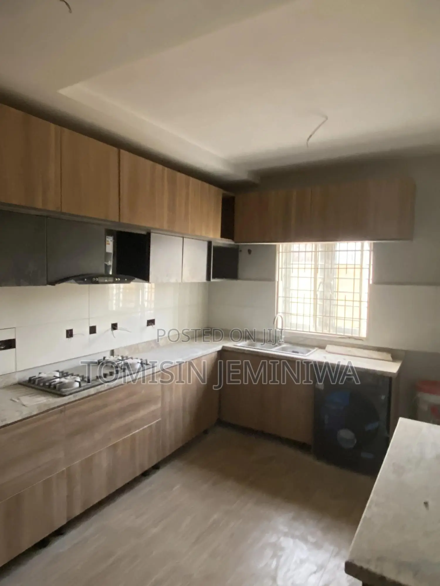 Furnished 3bdrm Block of Flats in Pacific Estate, Kubwa for sale