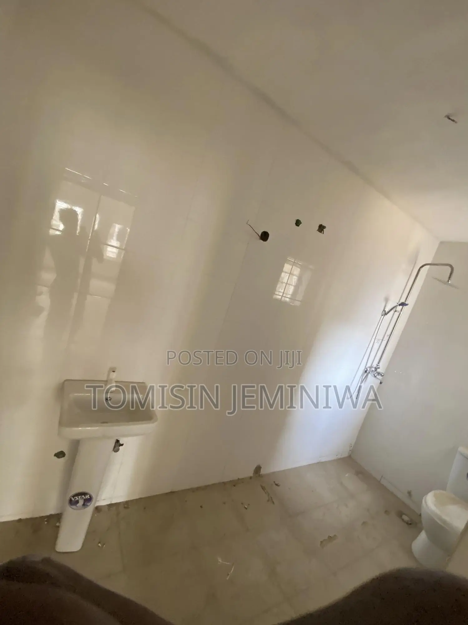 Furnished 3bdrm Block of Flats in Pacific Estate, Kubwa for sale