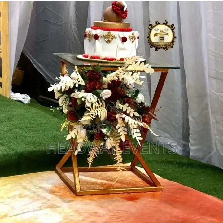 Cake Stand Is Available for Rent