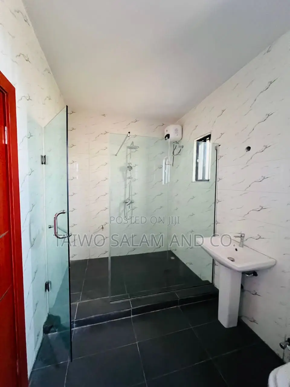 4bdrm Duplex in Akobo for sale