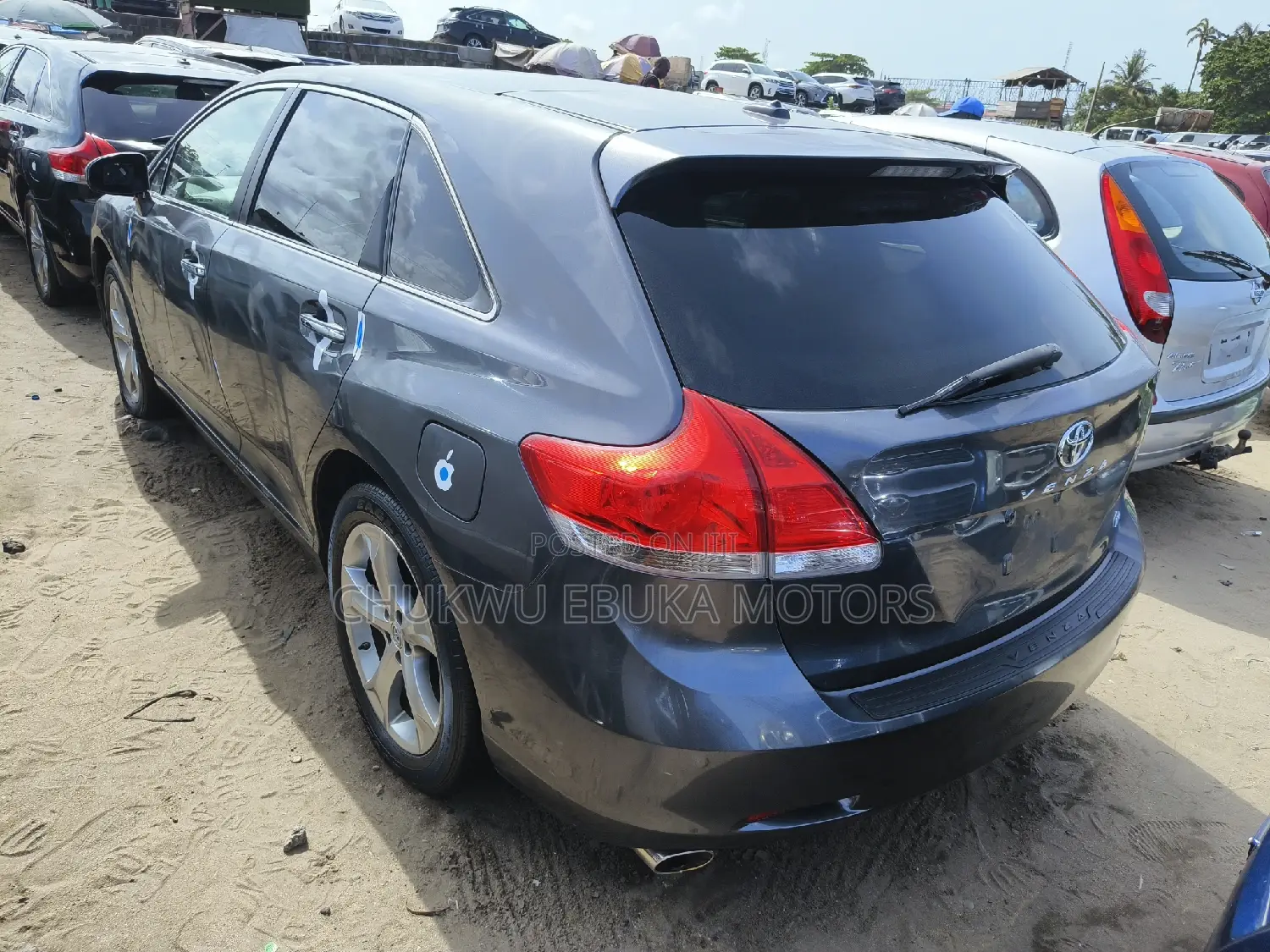 Toyota Venza AWD 2011 Gray
