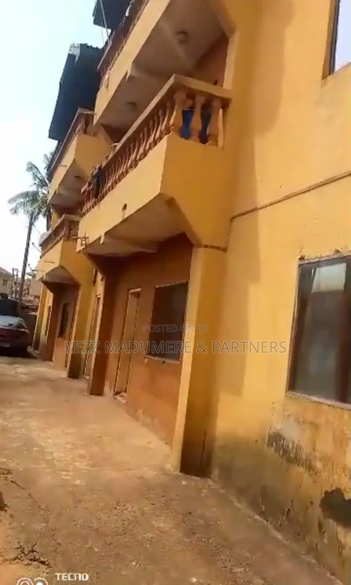 6bdrm Block of Flats in Abakpa Nike , Enugu for sale