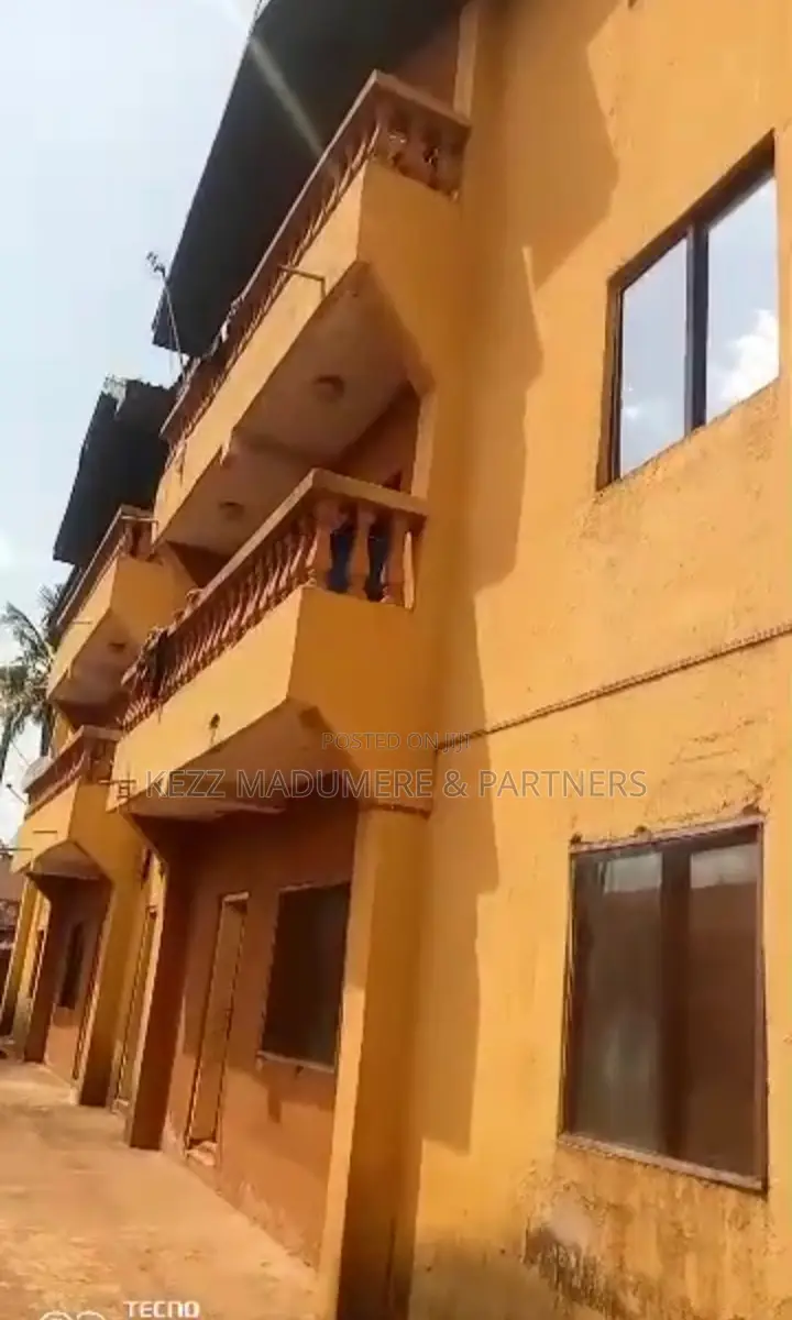 6bdrm Block of Flats in Abakpa Nike , Enugu for sale