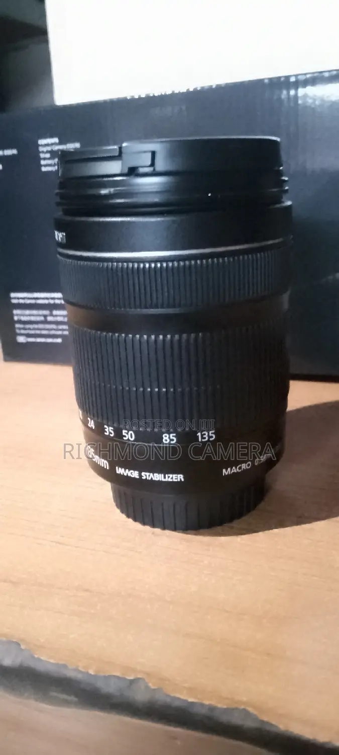 Canon EFS 18-135mm STM