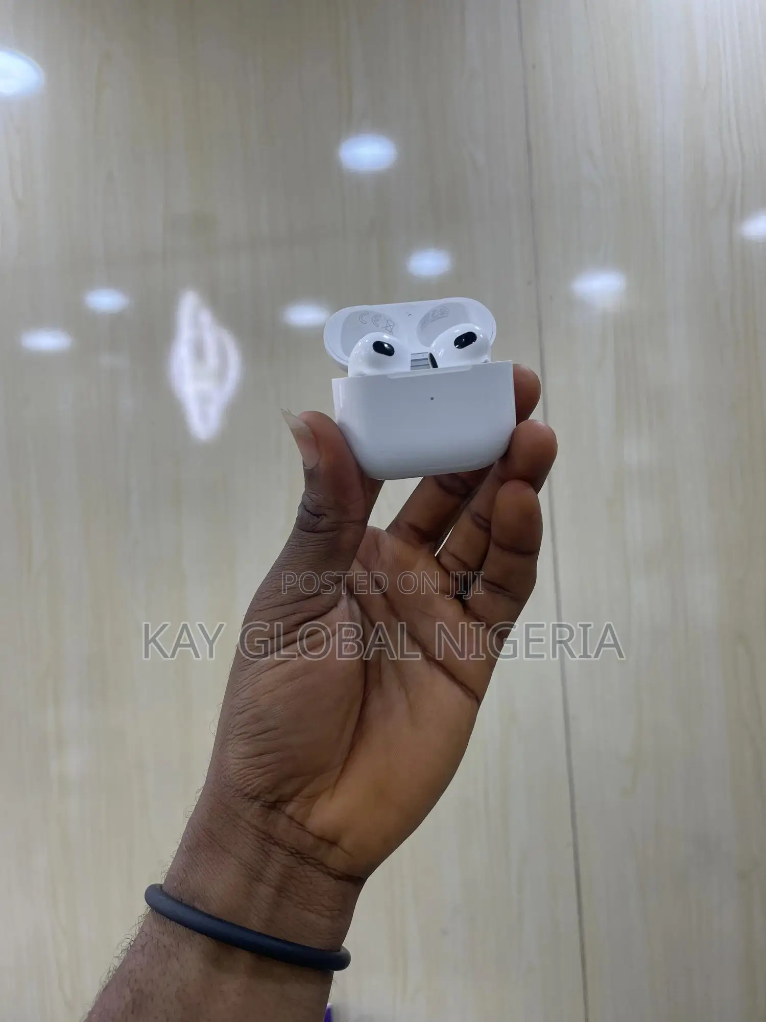 Original Apple Earpod 3