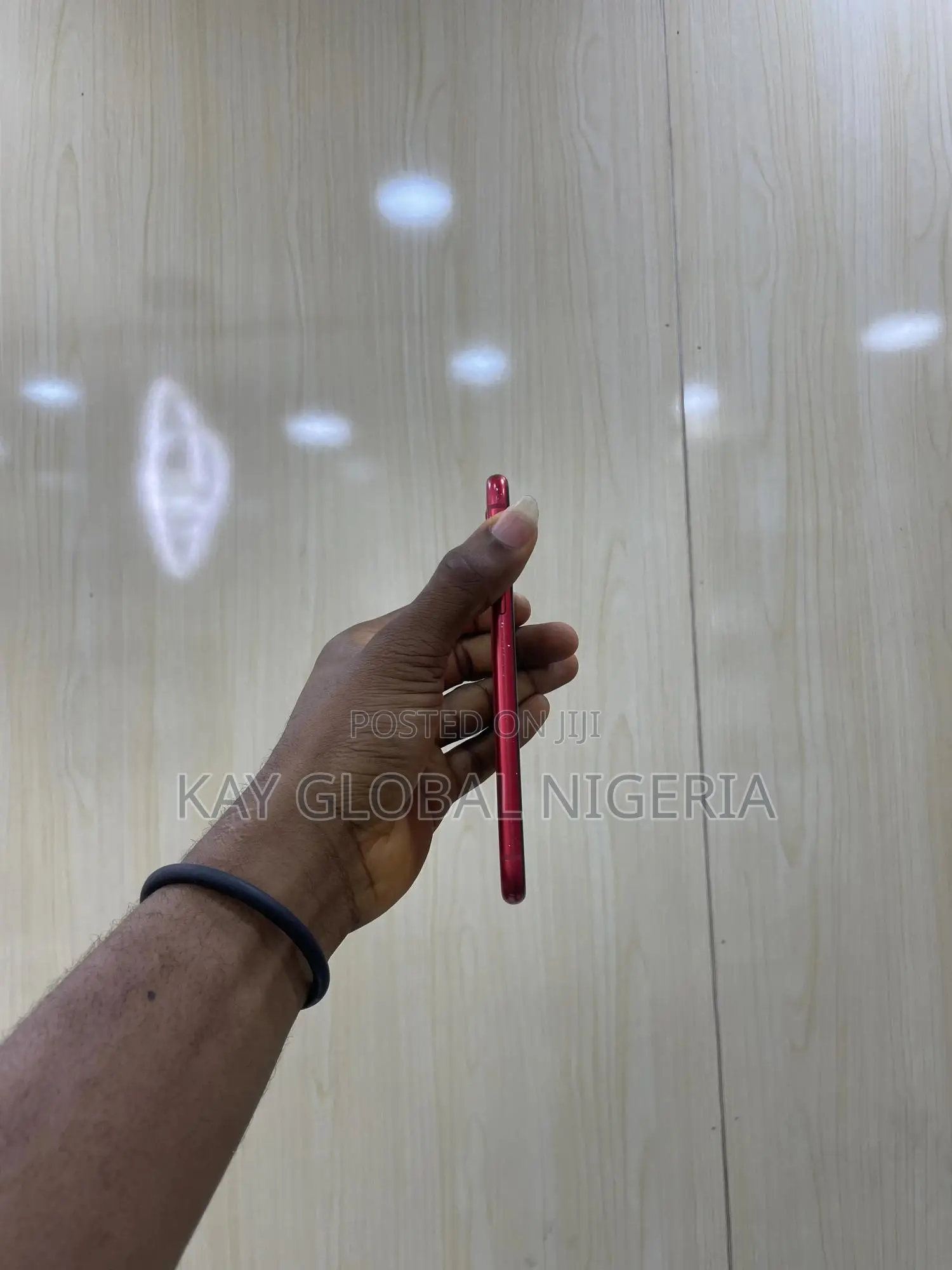 Apple iPhone 11 64 GB Red