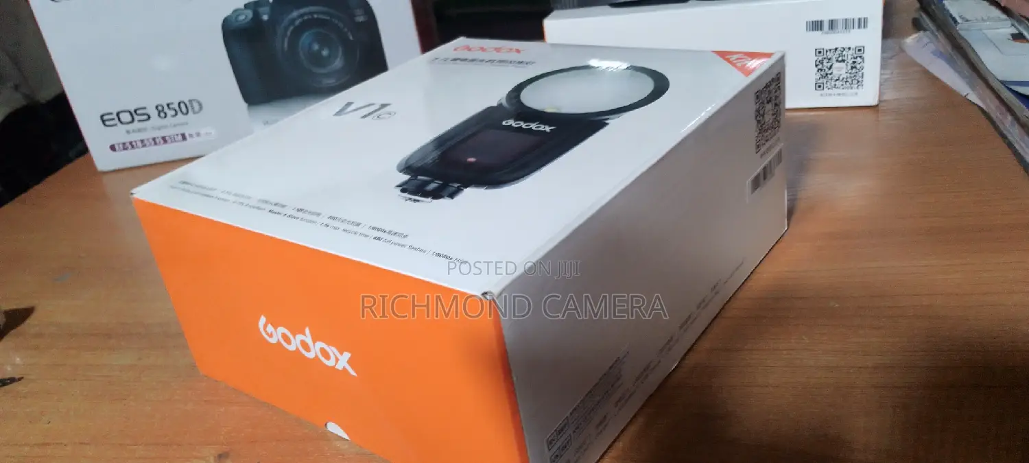 Godox Vi Flash Light